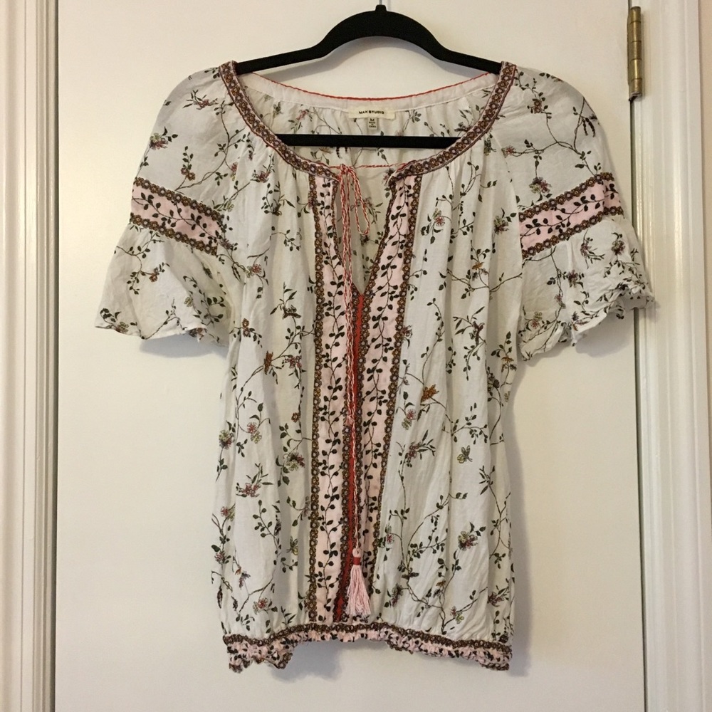 Floral boho top with tassel tie.